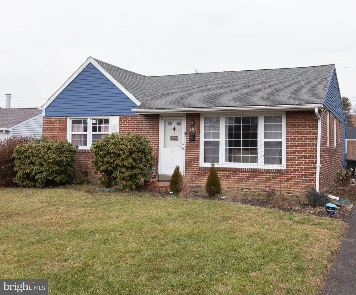 107 Valley View Road - Photo 1