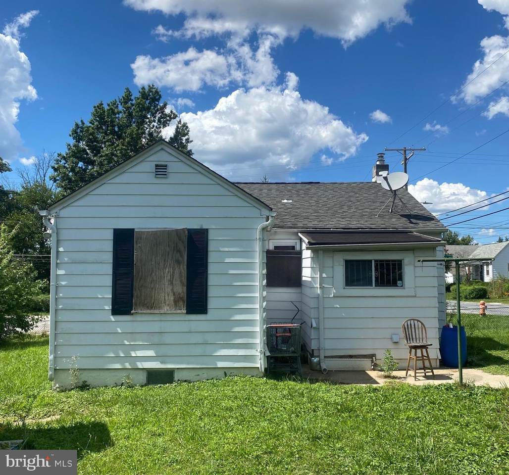 1135 Wilson Avenue - Photo 1