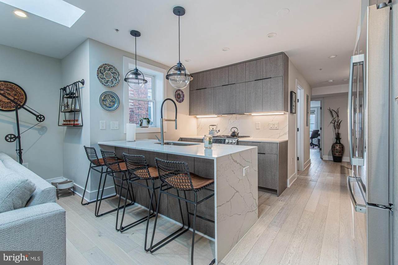 1747 T Street - Photo 1