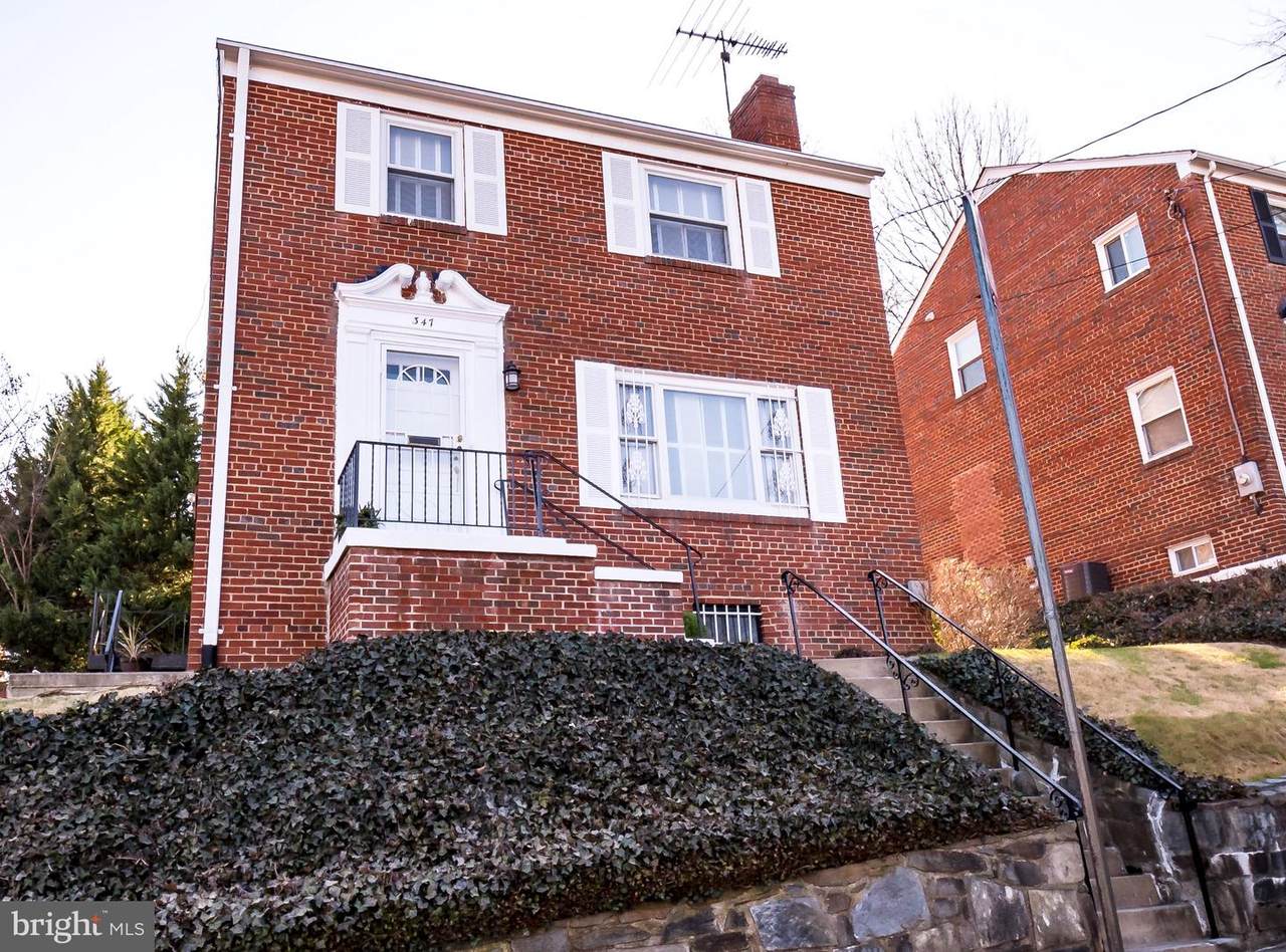 347 Quintana Place - Photo 1