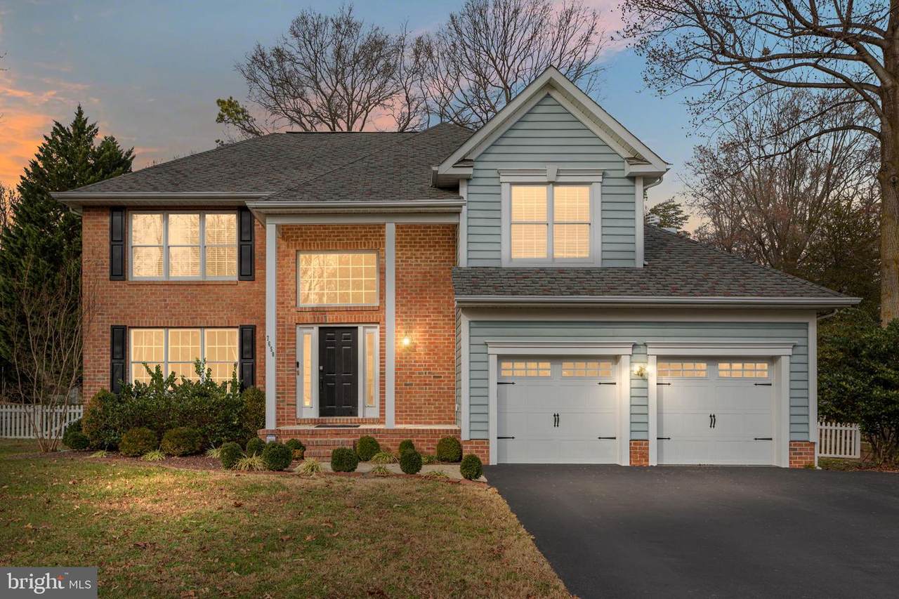 7650 Bush Avenue - Photo 1