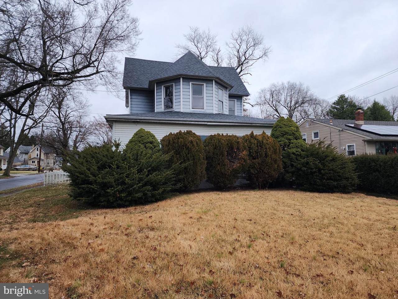 37 Cedar Avenue - Photo 1