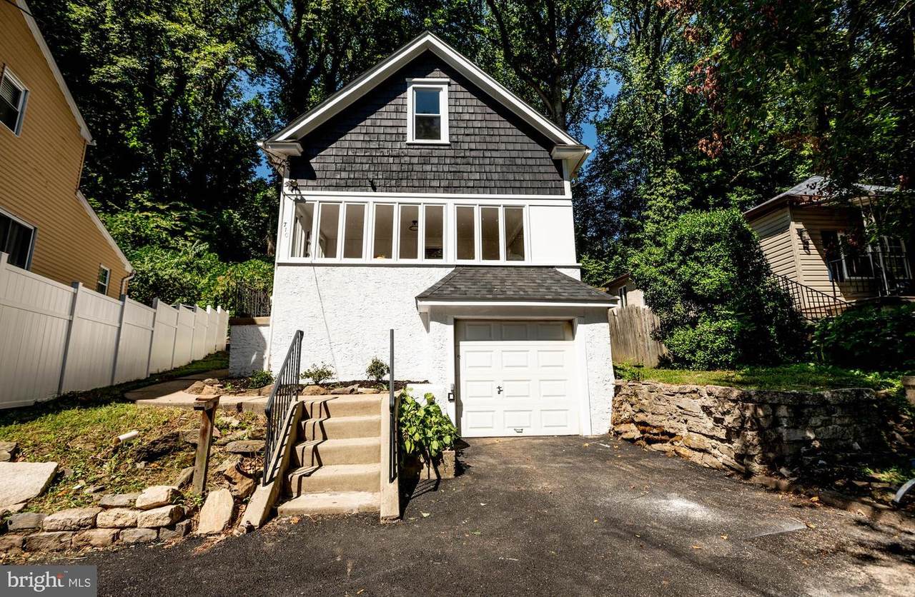 710 Lakeside Avenue - Photo 1