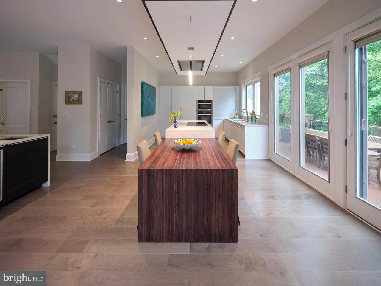 523 Waterview Place - Photo 1
