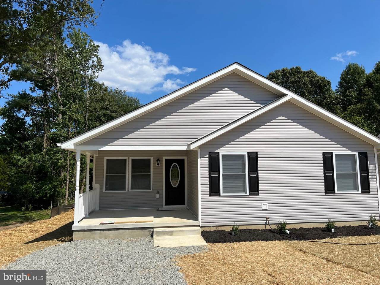 584 Circle Lane - Photo 1