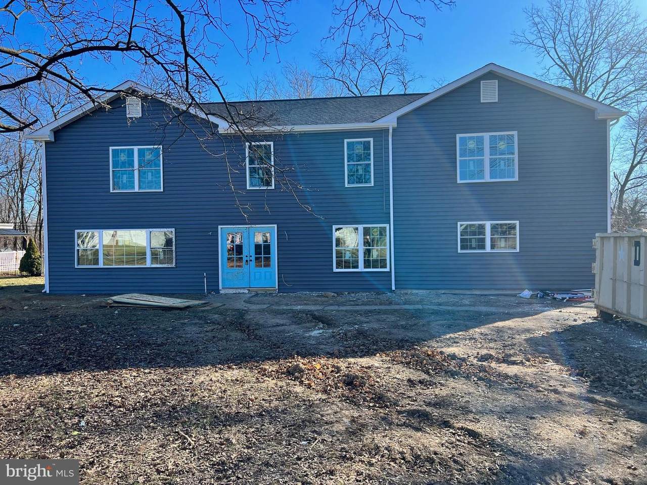 2743 Garden Lane - Photo 1