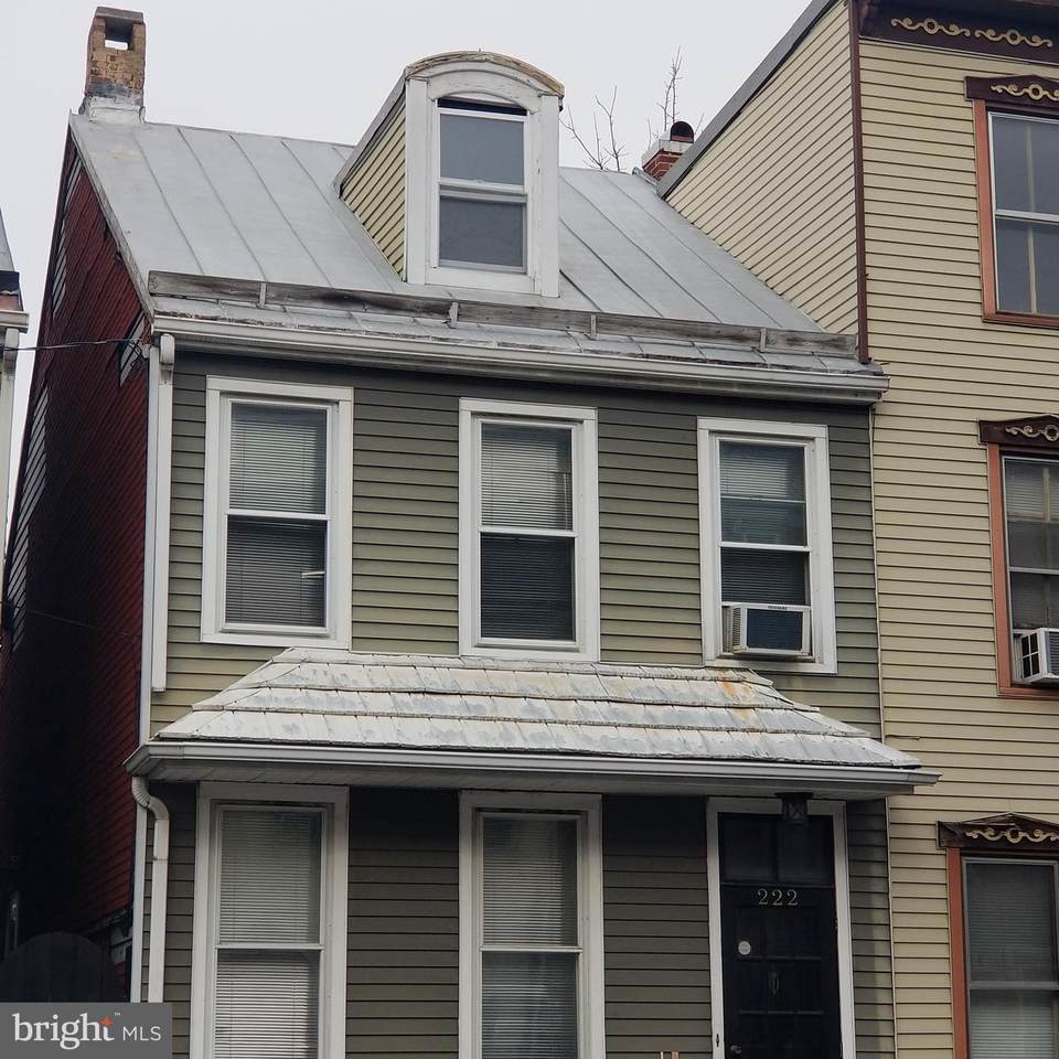 222 Boas Street - Photo 1