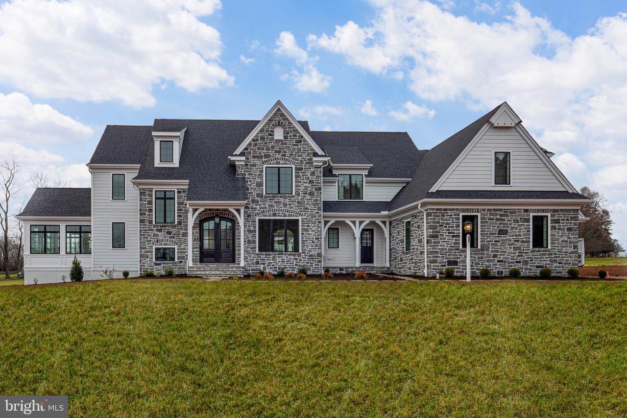 3 Barnwood Circle - Photo 1