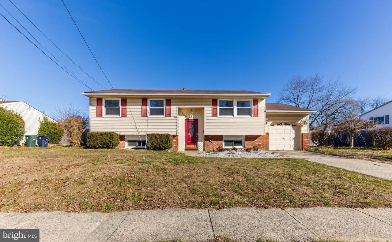 157 Princeton Place - Photo 1