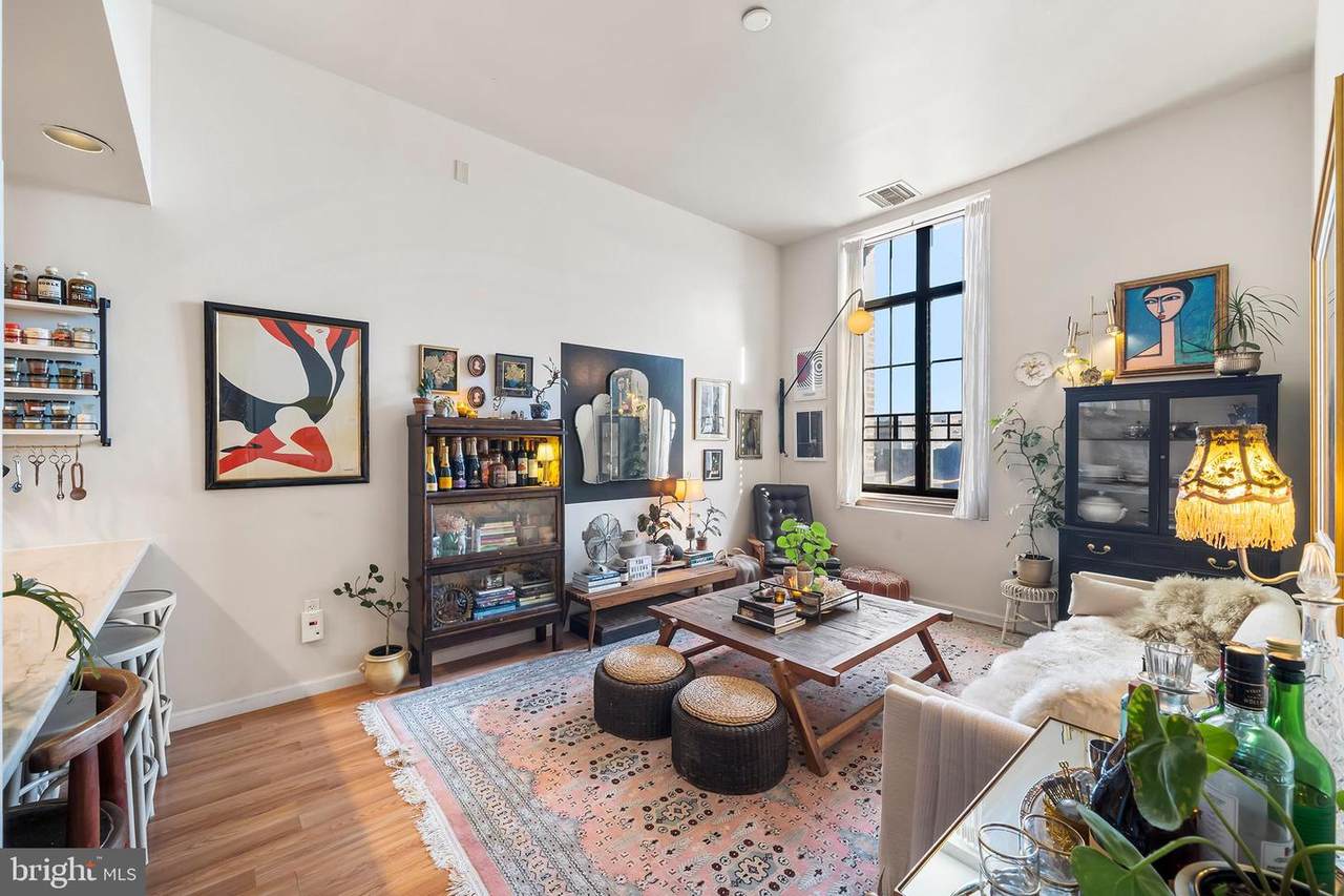 1601 Spring Garden Street - Photo 1