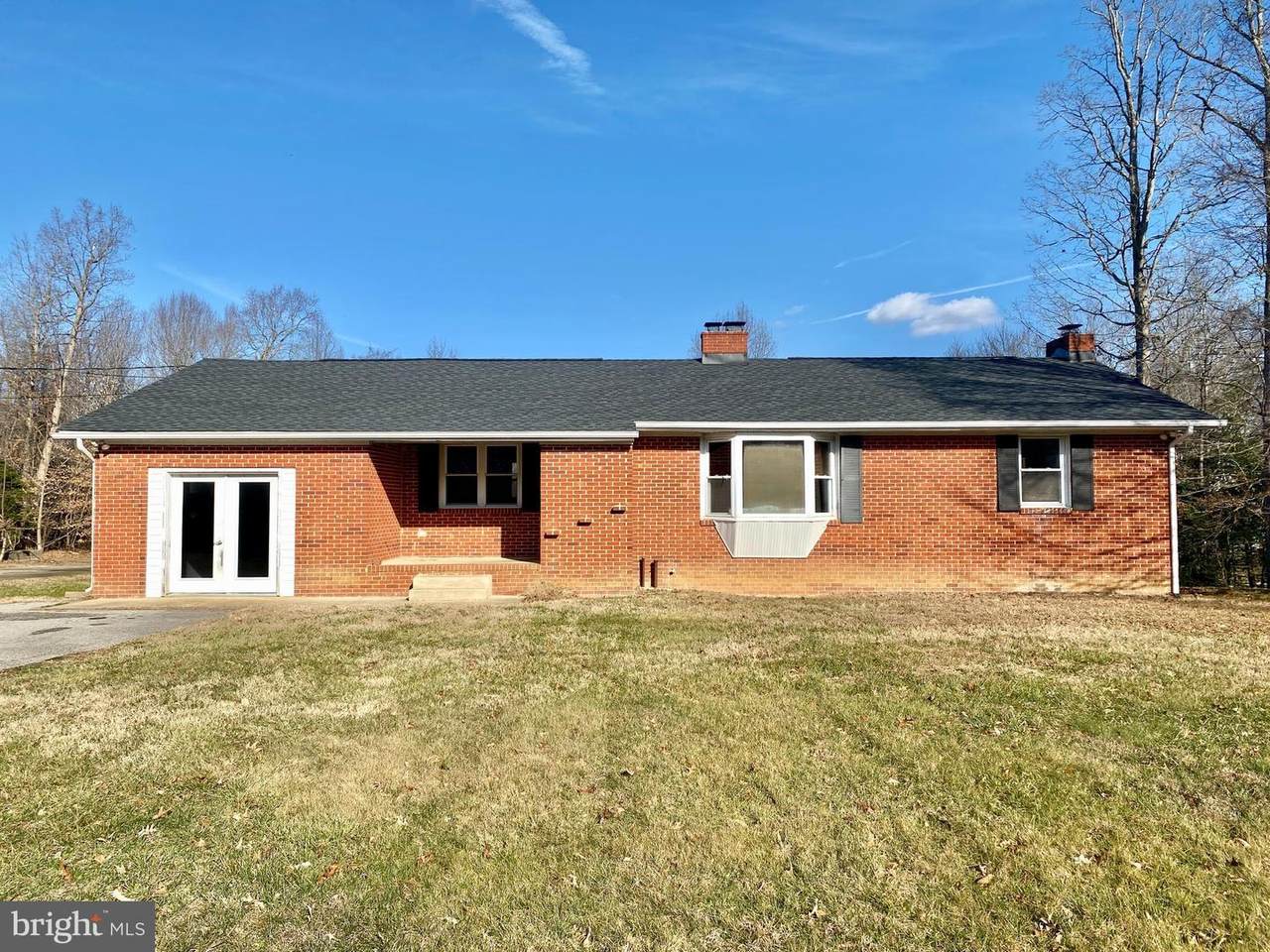 9884 Charles Street - Photo 1