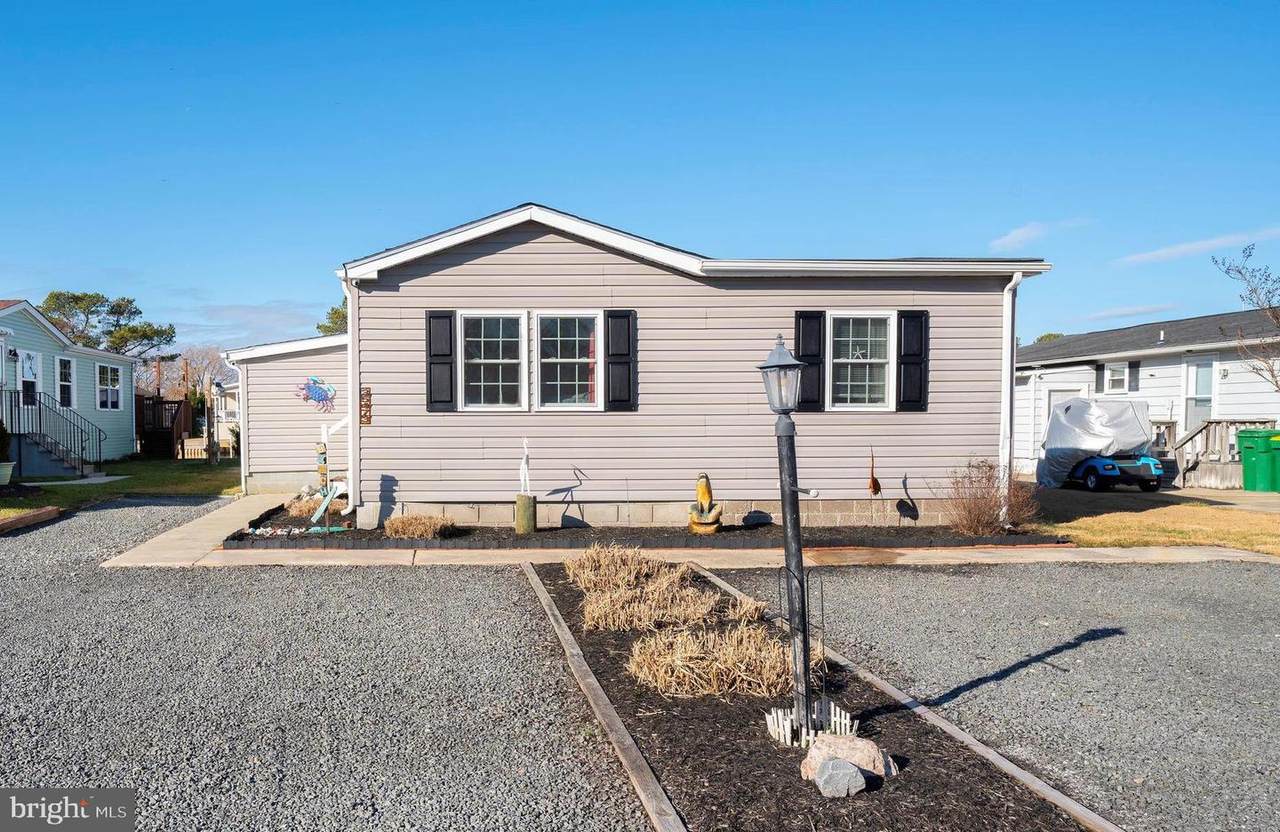 35473 Sussex Lane - Photo 1