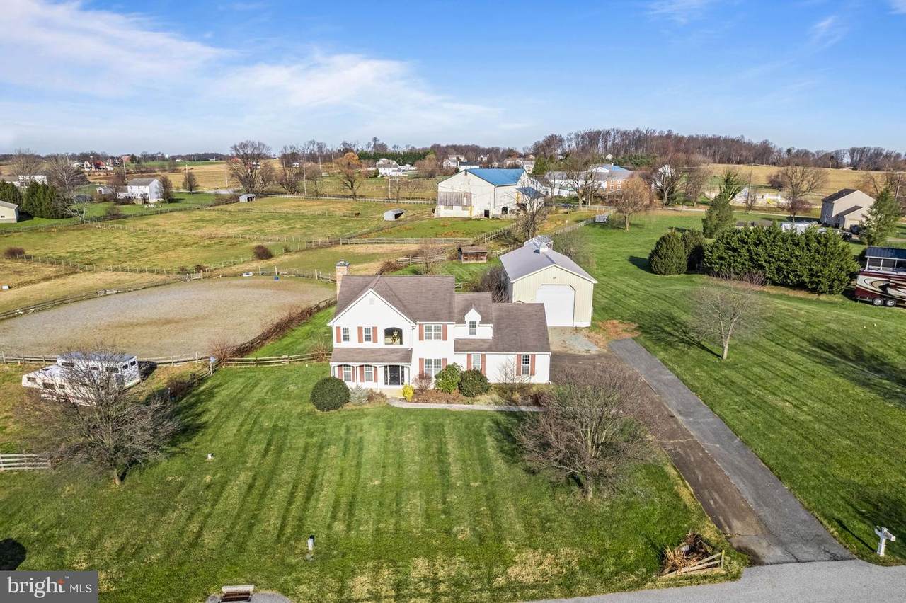 128 Farm View Drive - Photo 1