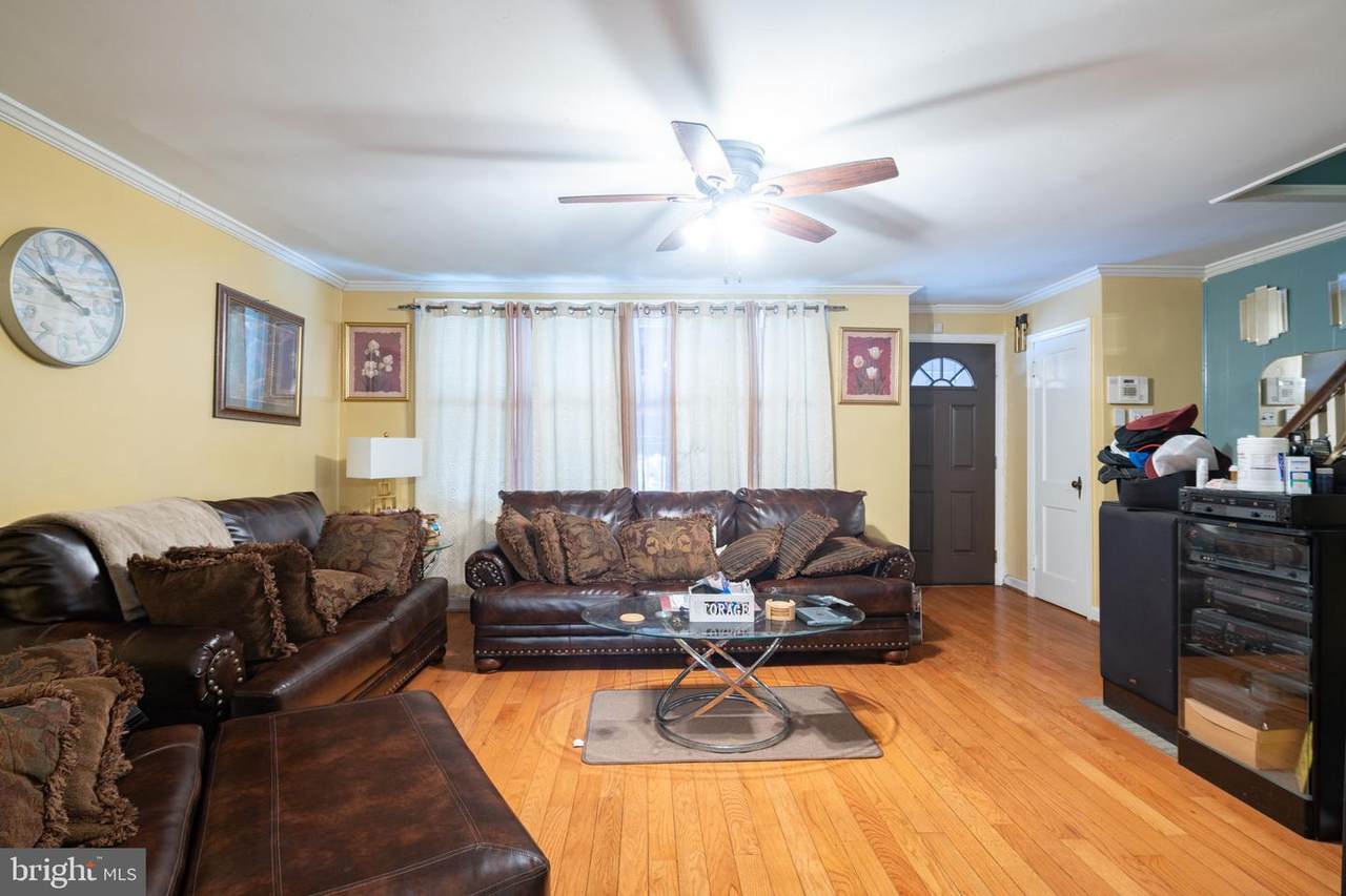 6118 Gardenia Street - Photo 1