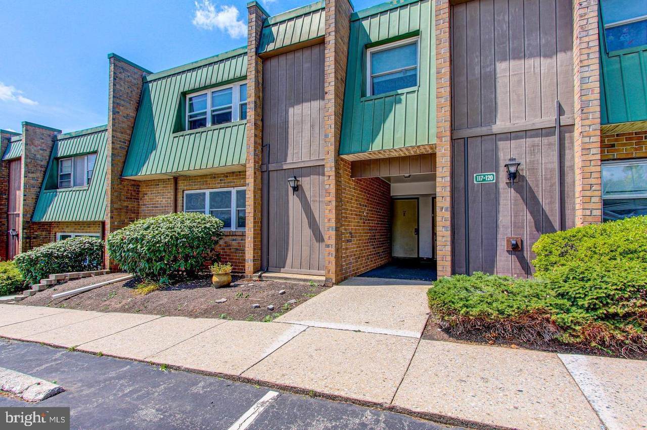 119 Meadowview Lane - Photo 1