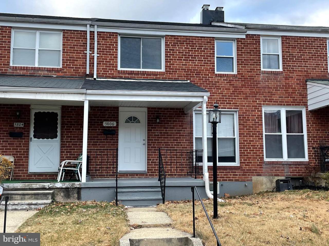 5806 Arizona Avenue - Photo 1