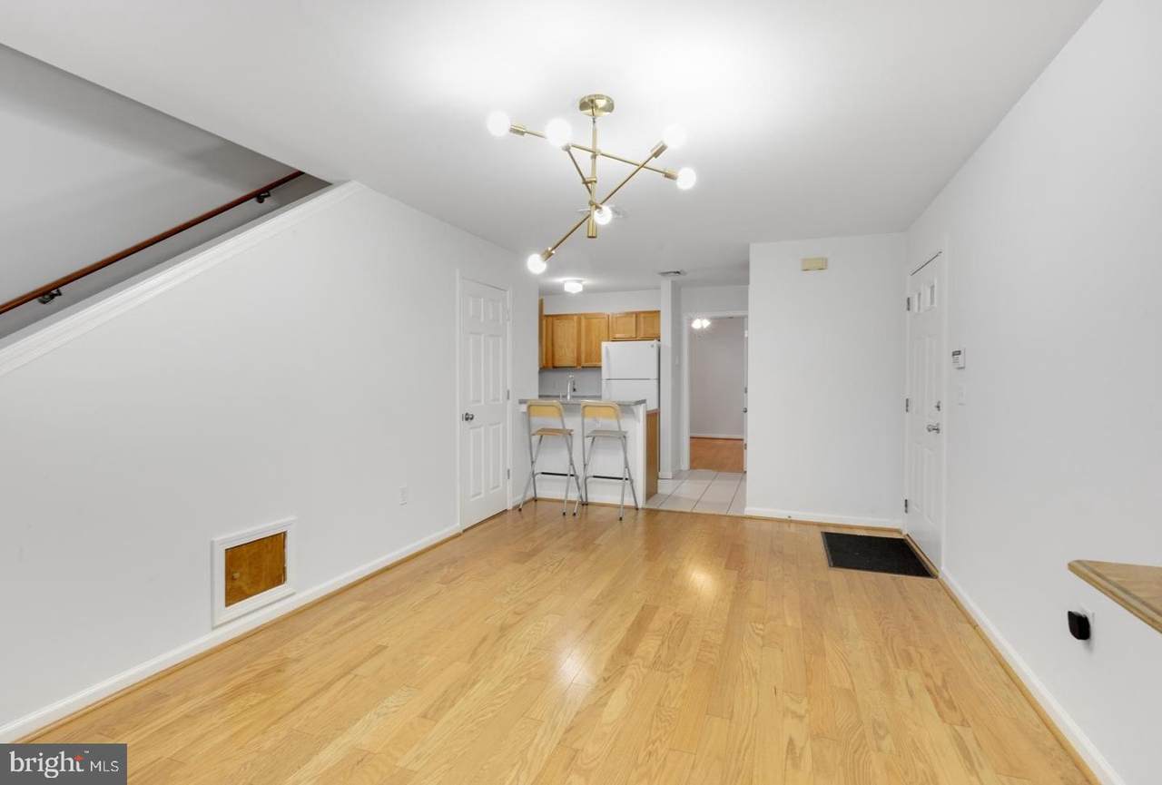 704 18TH Street - Photo 1