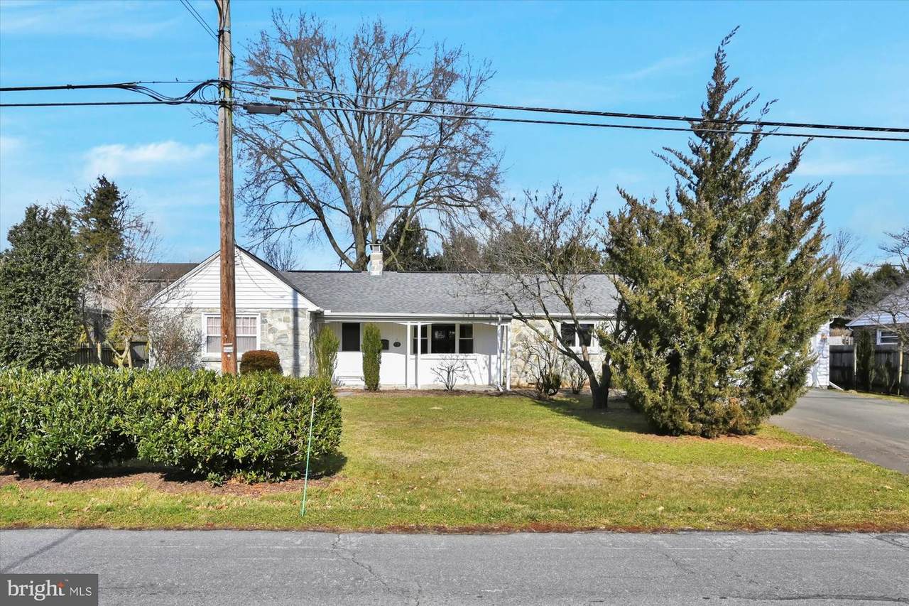 215 Birchland Avenue - Photo 1