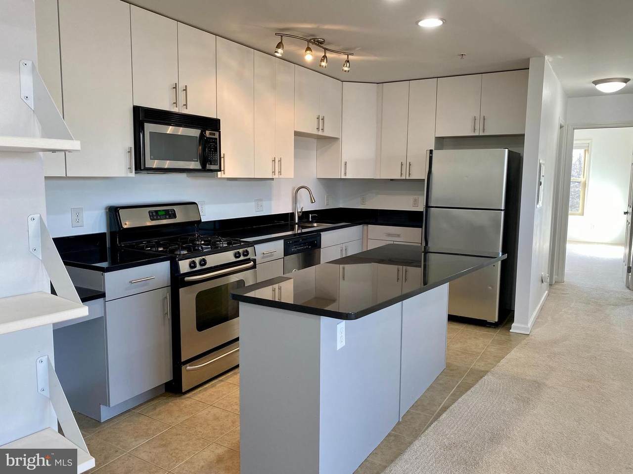 1103 Primrose Court - Photo 1