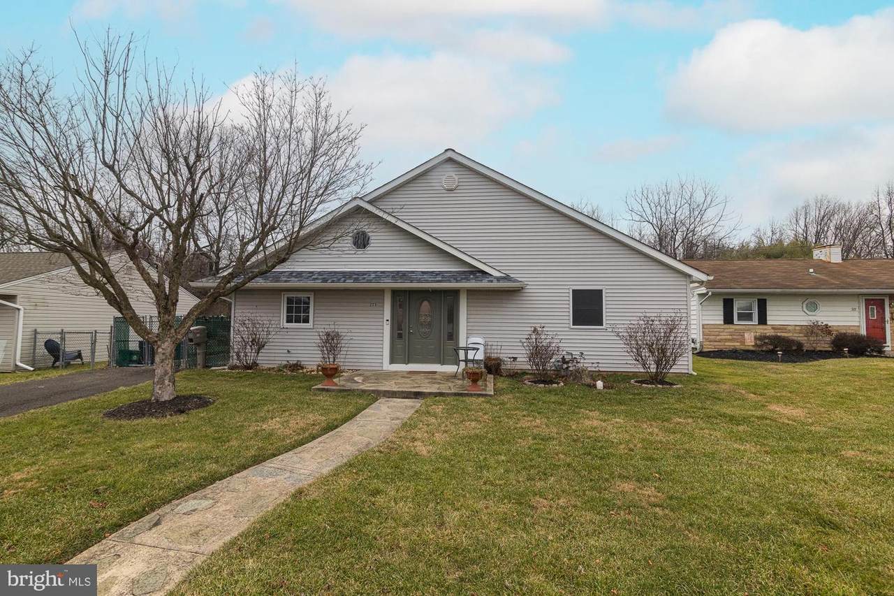 223 Collingswood Road - Photo 1