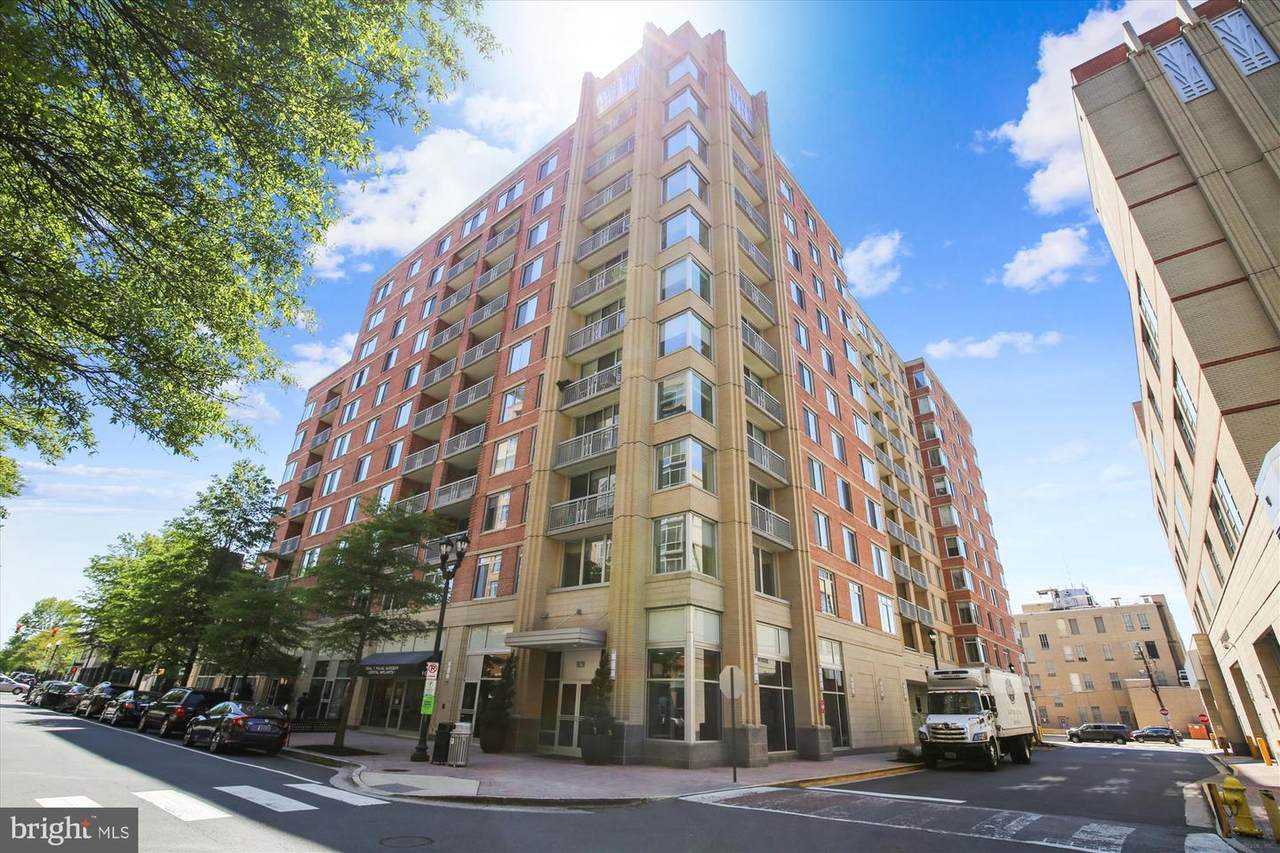 1020 Highland Street - Photo 1