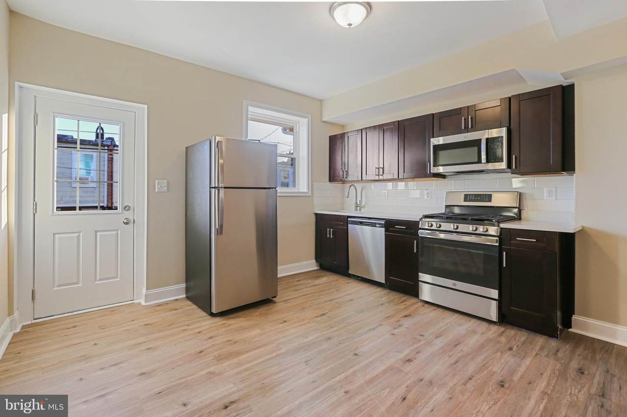 2617 E Hoffman - Photo 1