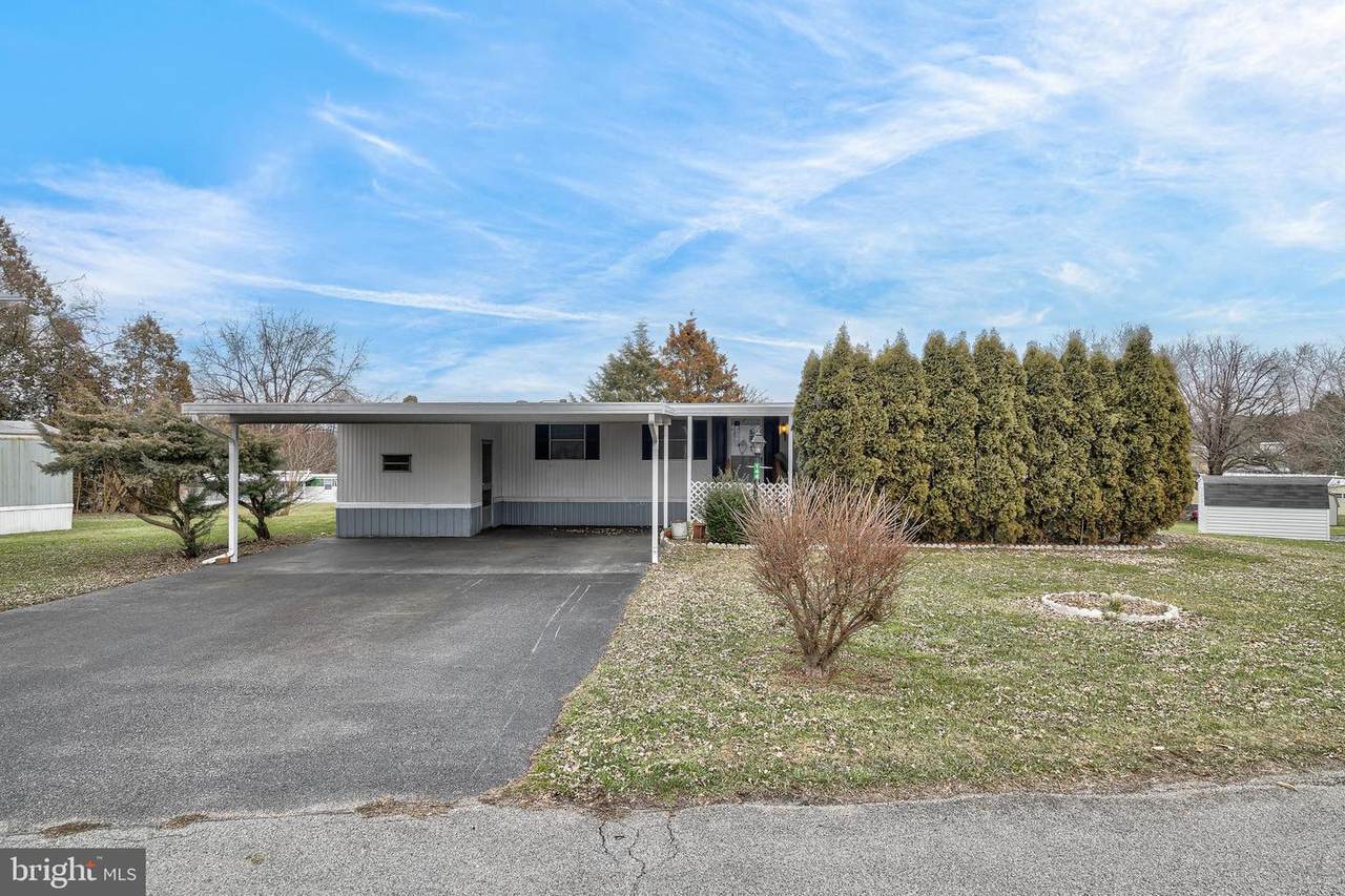 144 Crestwood Drive - Photo 1