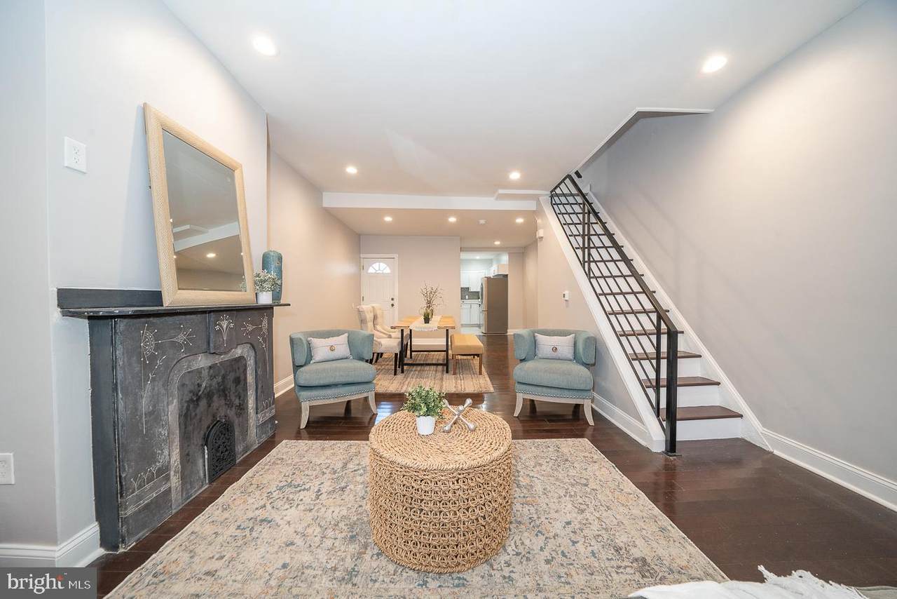2126 Lambert Street - Photo 1
