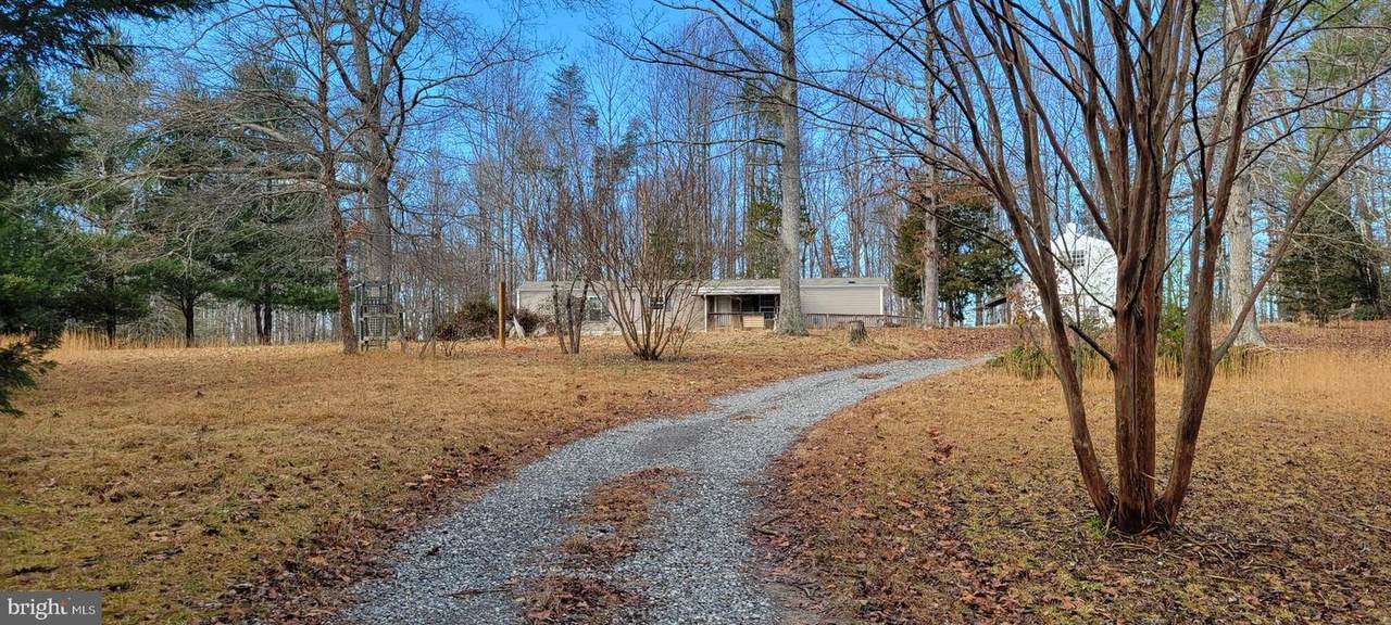 438 Meadowview Lane - Photo 1