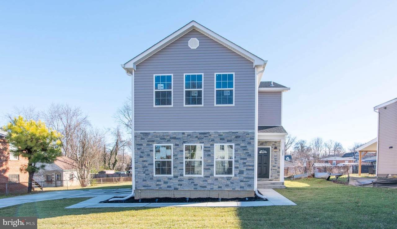 1007 58TH Avenue - Photo 1