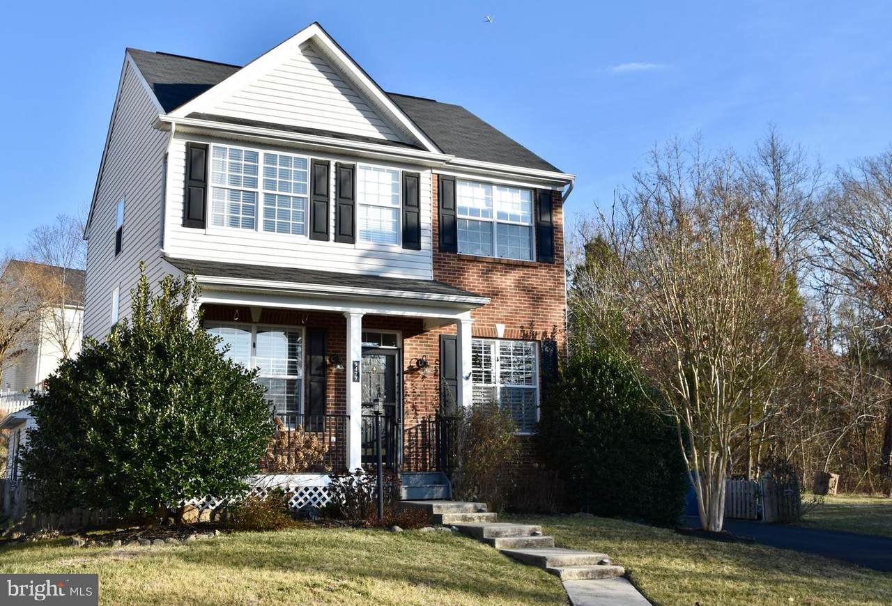 9477 Cromarty Court - Photo 1