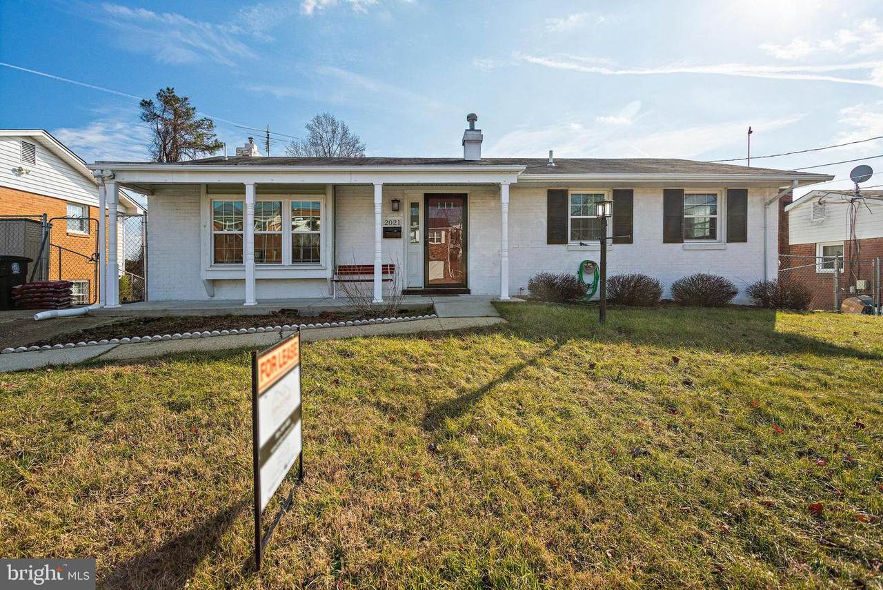 2021 Colebrooke Drive - Photo 1