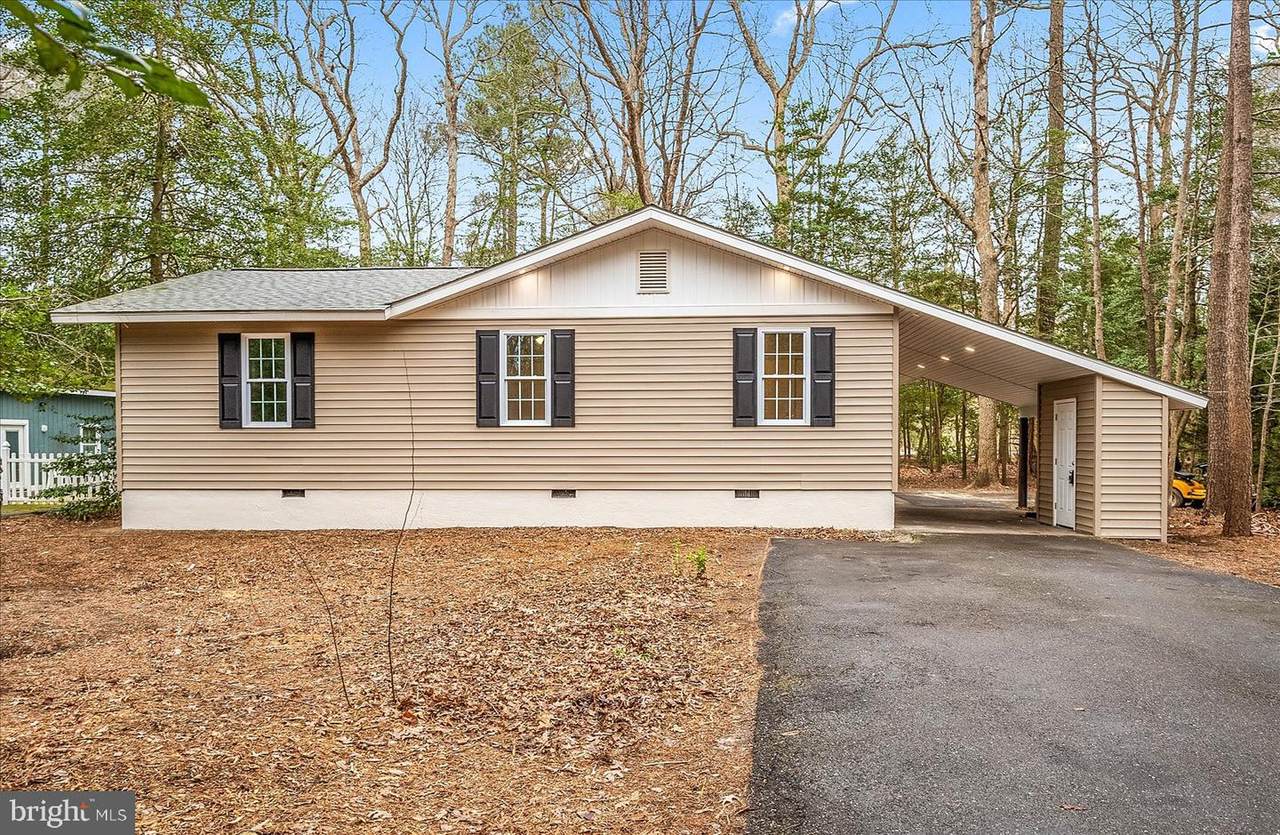 18 Briarcrest Drive - Photo 1