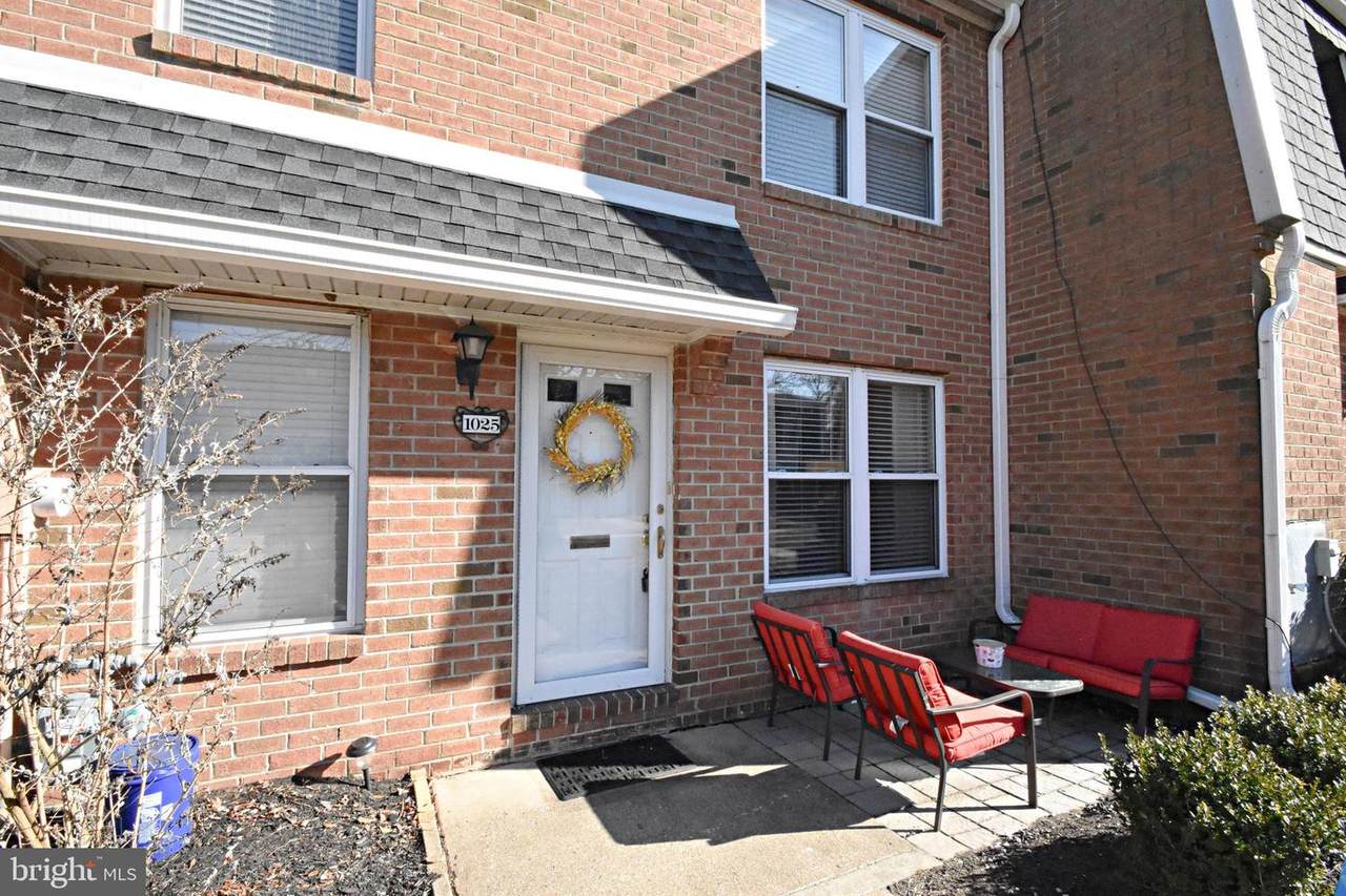 1025 Harbour Drive - Photo 1