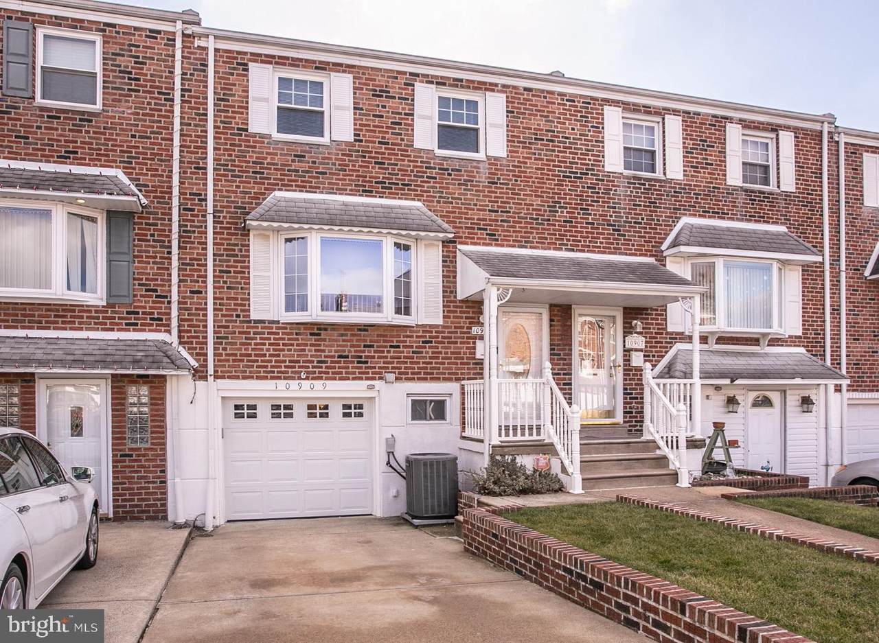 10909 Heflin Road - Photo 1