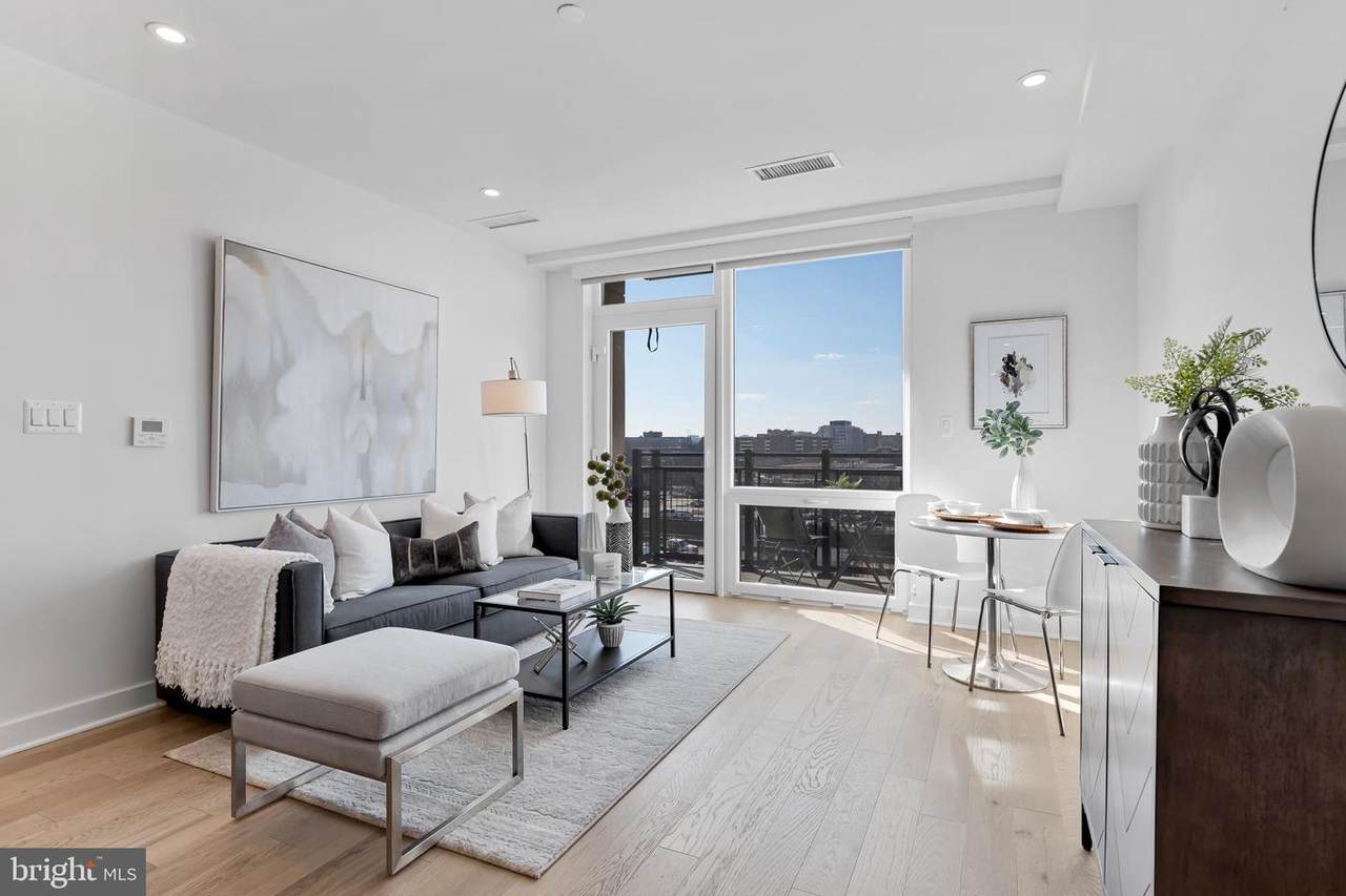 37 L Street - Photo 1
