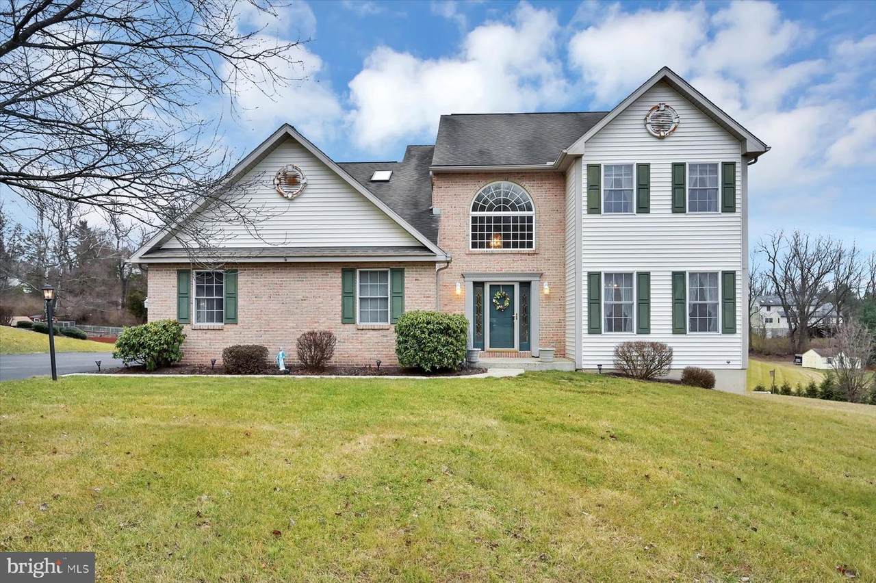 500 Maple Grove Road - Photo 1
