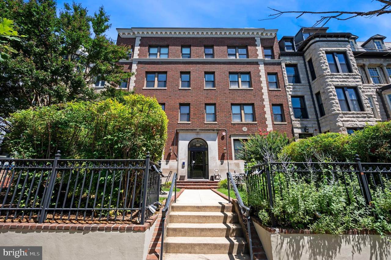 1321 Fairmont Street - Photo 1