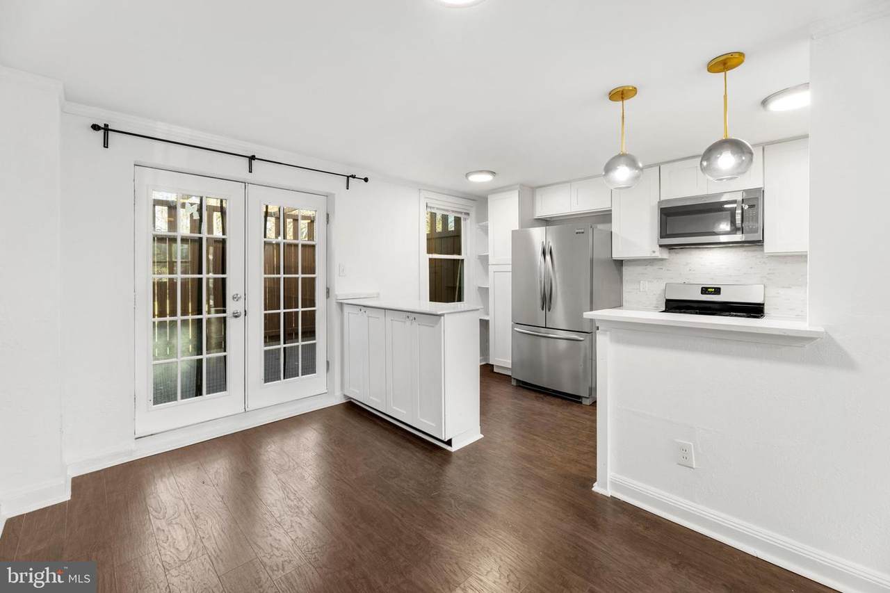 1451 West End Drive - Photo 1