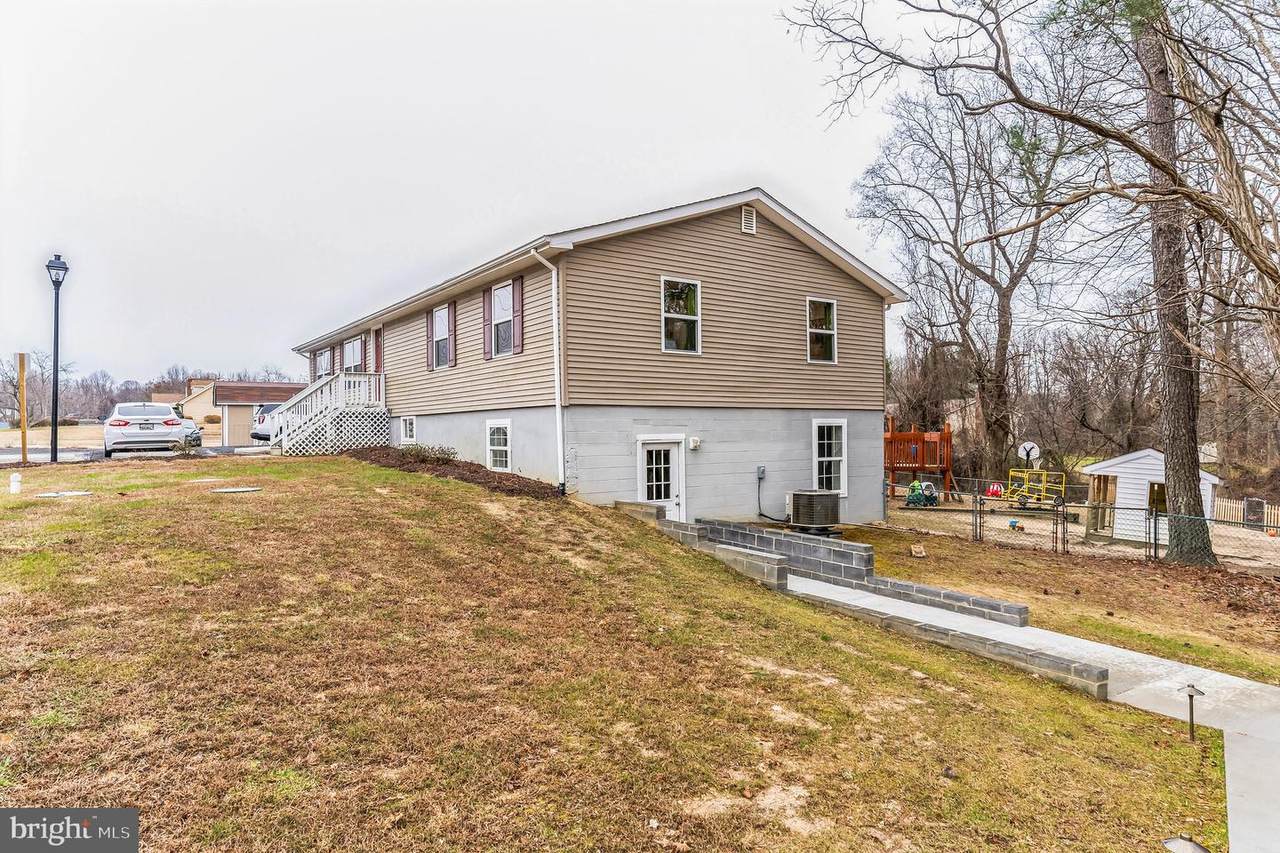 4425 Solomons Island Road - Photo 1