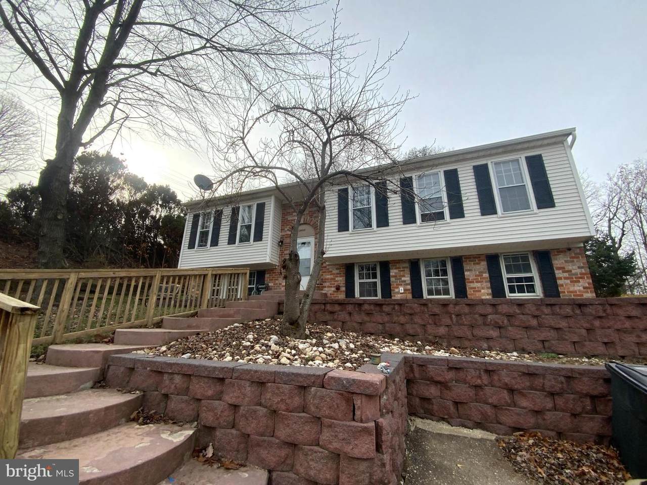 15400 Malaya Place - Photo 1