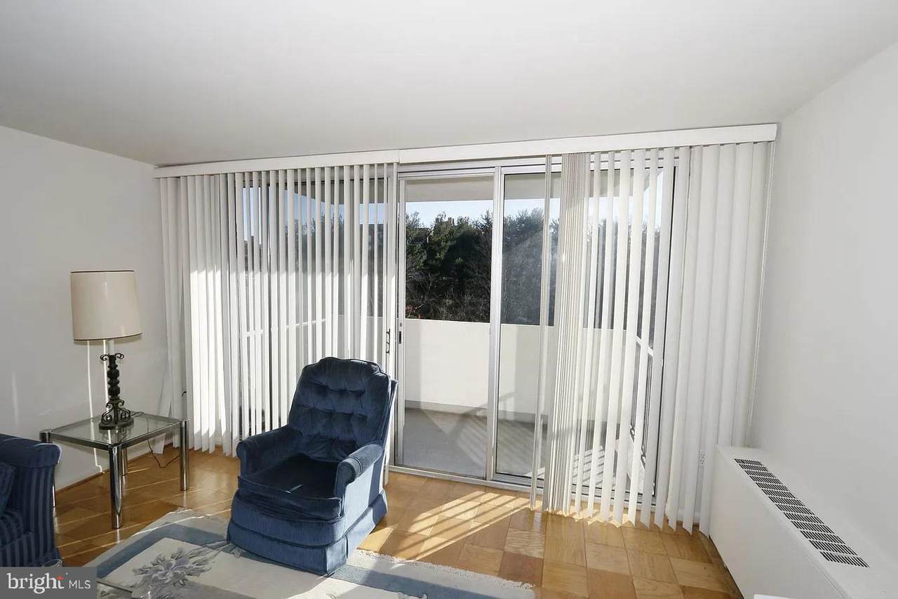 2939 Van Ness Street - Photo 1