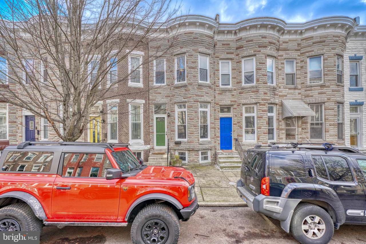 823 35TH Street - Photo 1