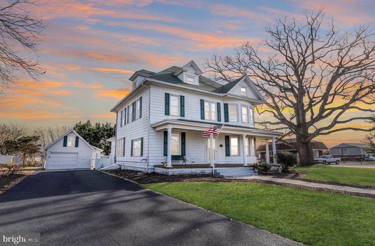 236 Morris Street - Photo 1
