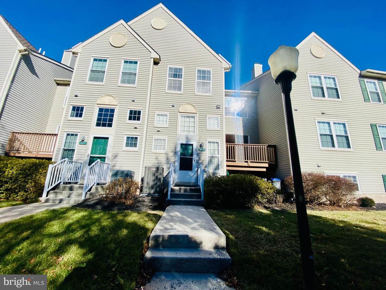 819 Dewees Place - Photo 1