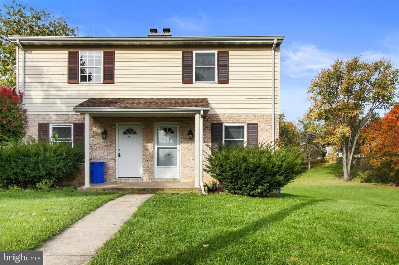 142-142 Pleasant Avenue - Photo 1