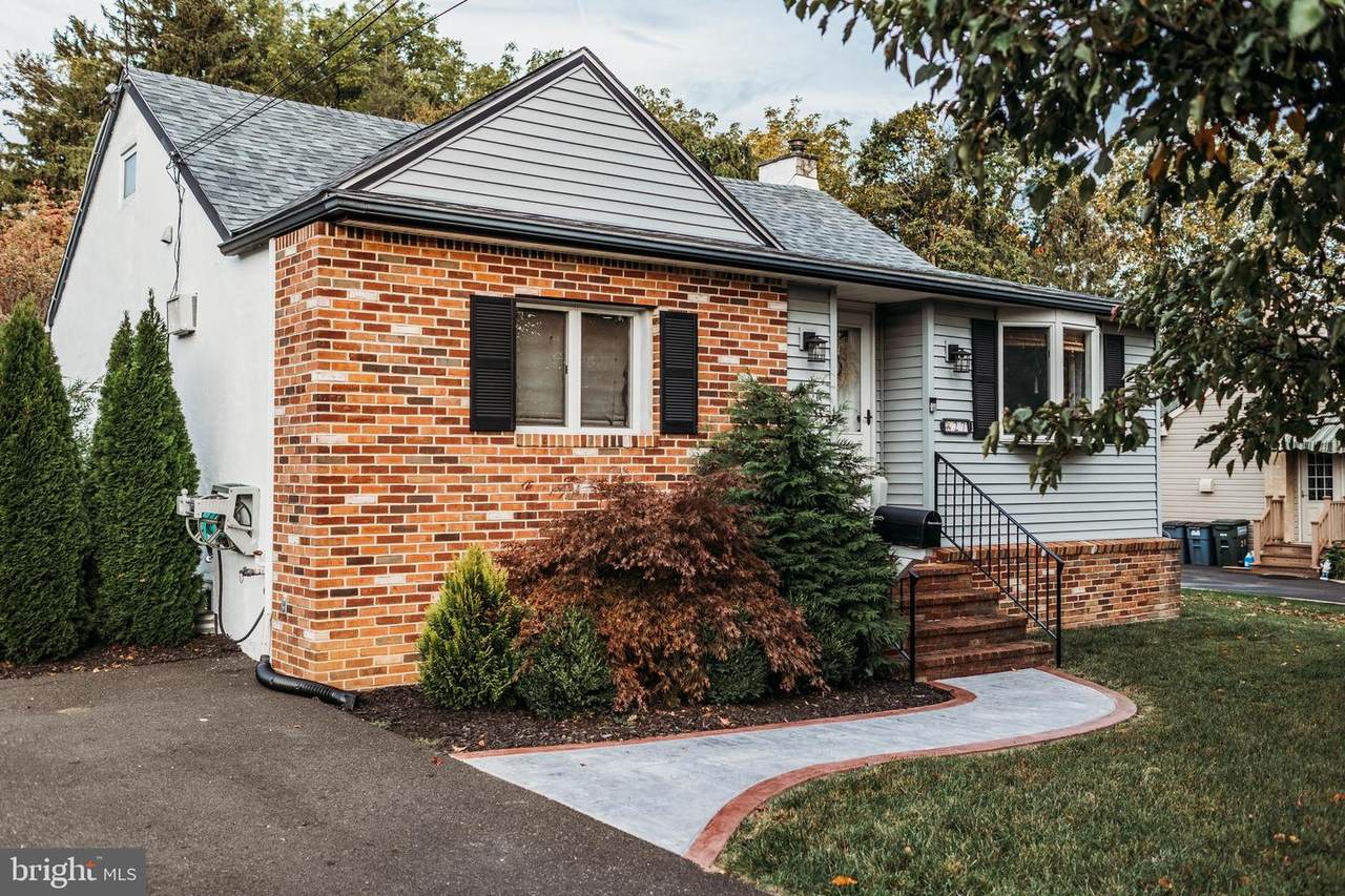 27 Westfield Road - Photo 1