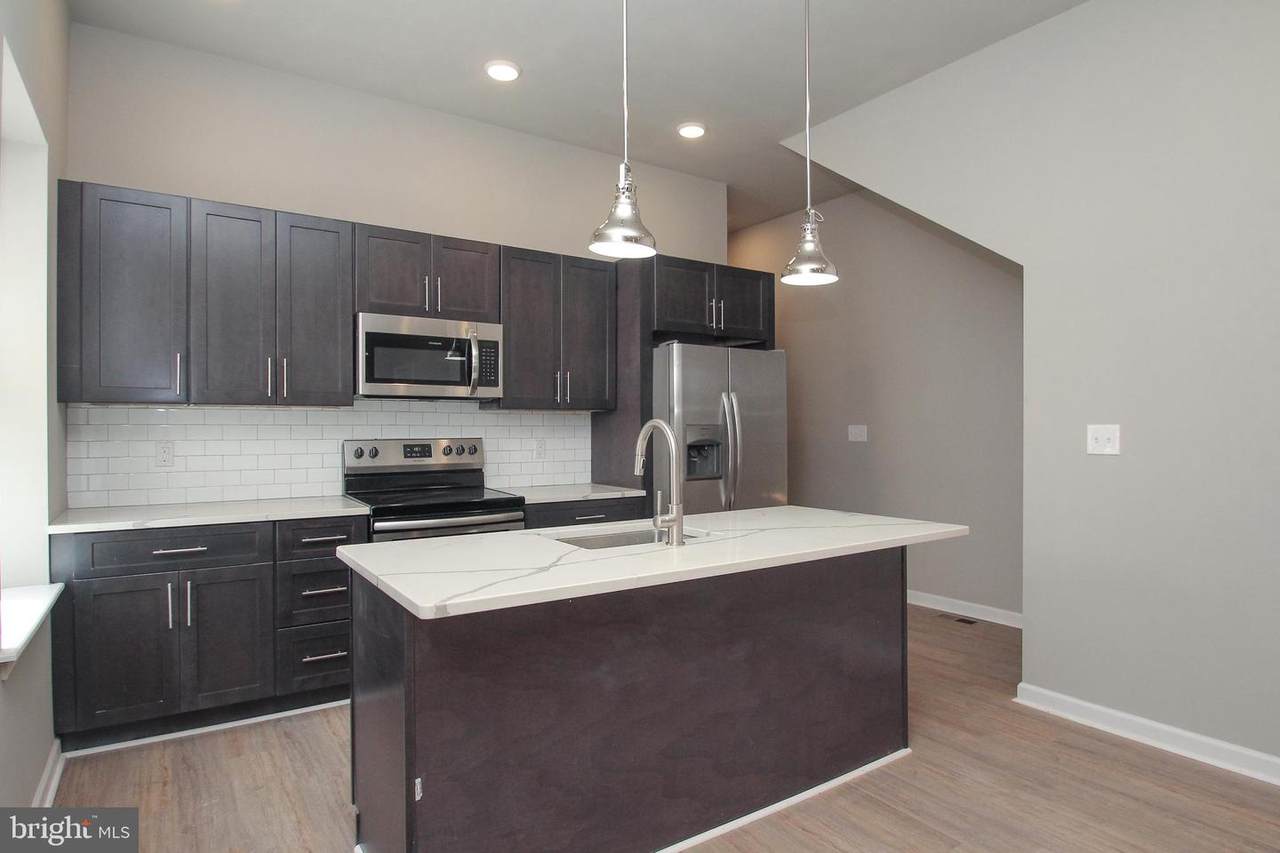 2800 Master Street - Photo 1