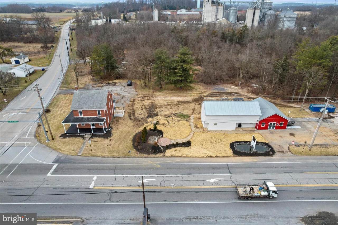 2518 & 2520 York Road - Photo 1