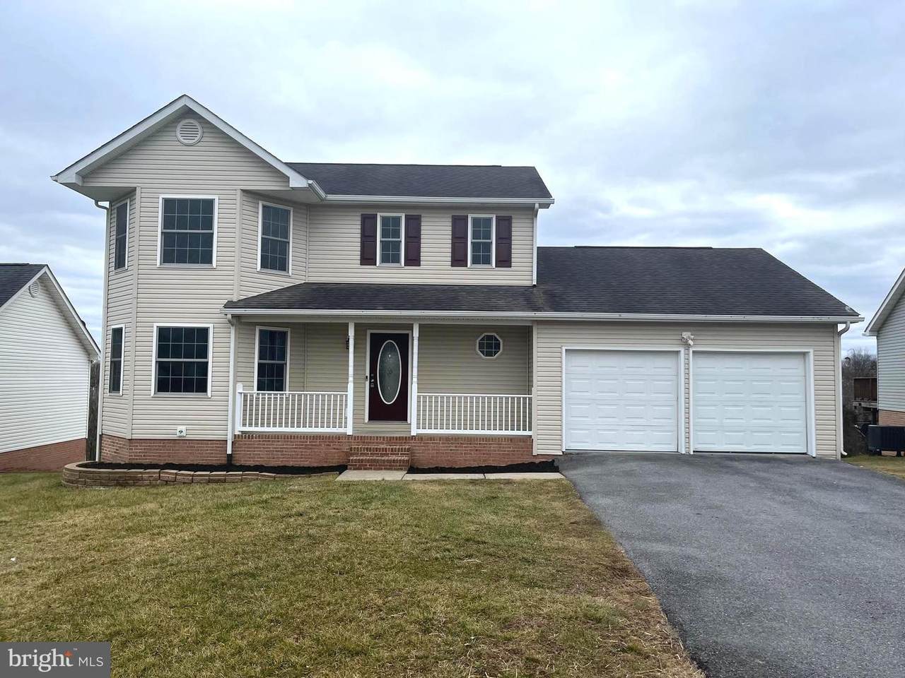 128 Ford Circle - Photo 1